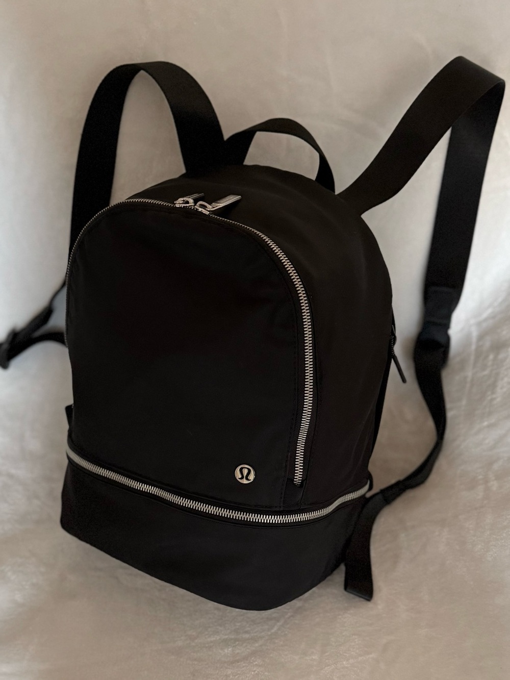 Lululemon Backpack - Black - Like New